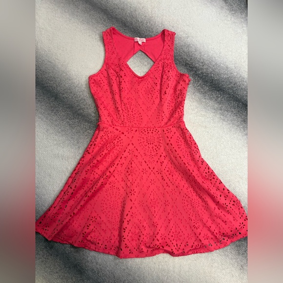 Candie’s Juniors Pink Laser Cut Skater Fit Flare Mini Fun Short Dress 3 *No Belt - Picture 3 of 6